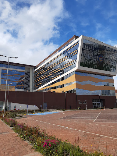 Universidad Santo Tomás - Seccional Tunja | Campus Avenida Universitaria