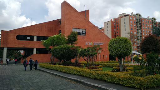 ECR | Escuela Colombiana de Rehabilitación | Programas académicos